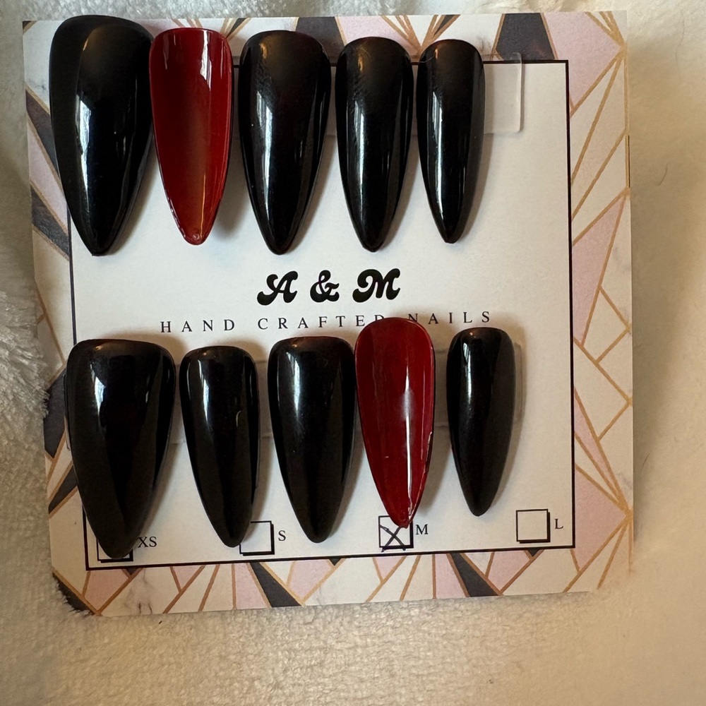 ❤️Black Red Bottom Press on Nails